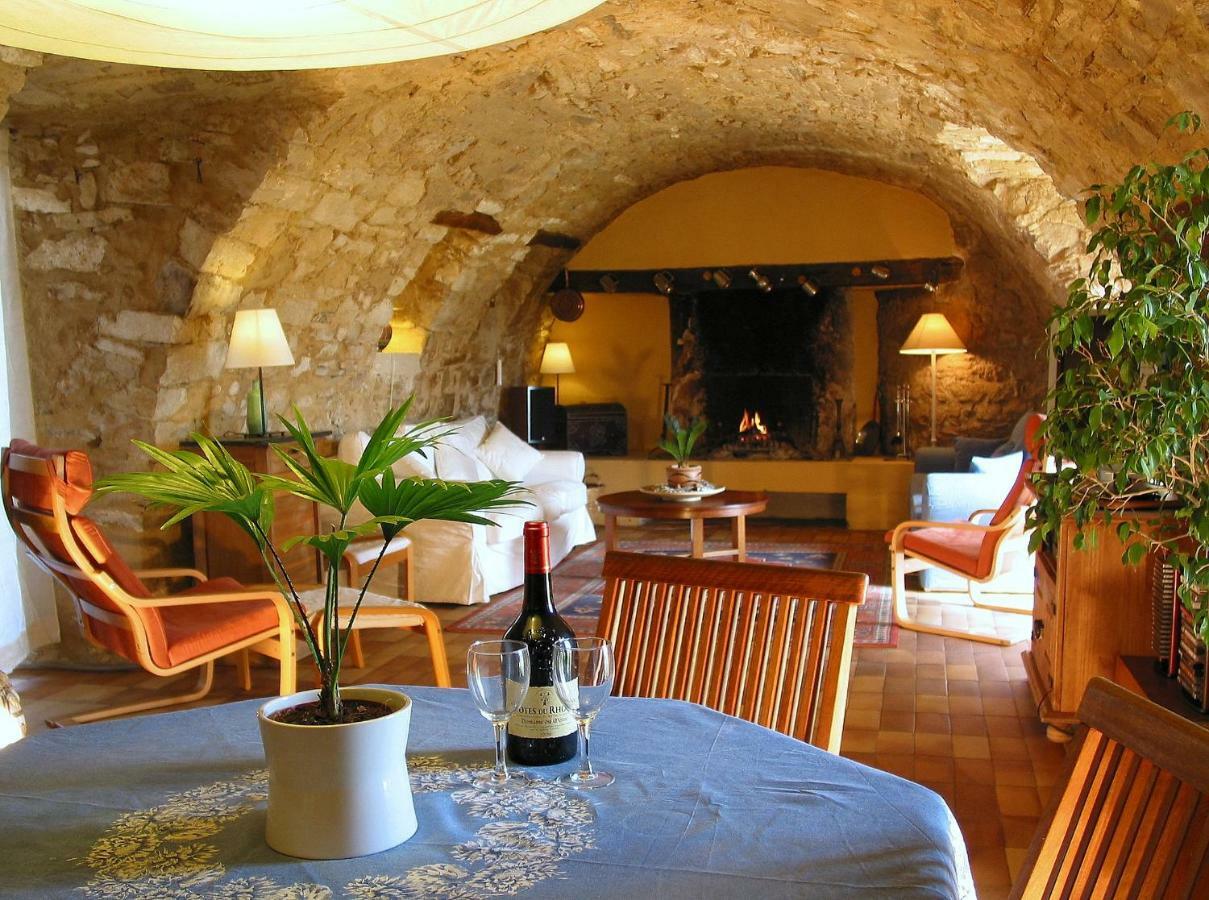 Вилла La Colle En Provence Main House Sigonce Экстерьер фото