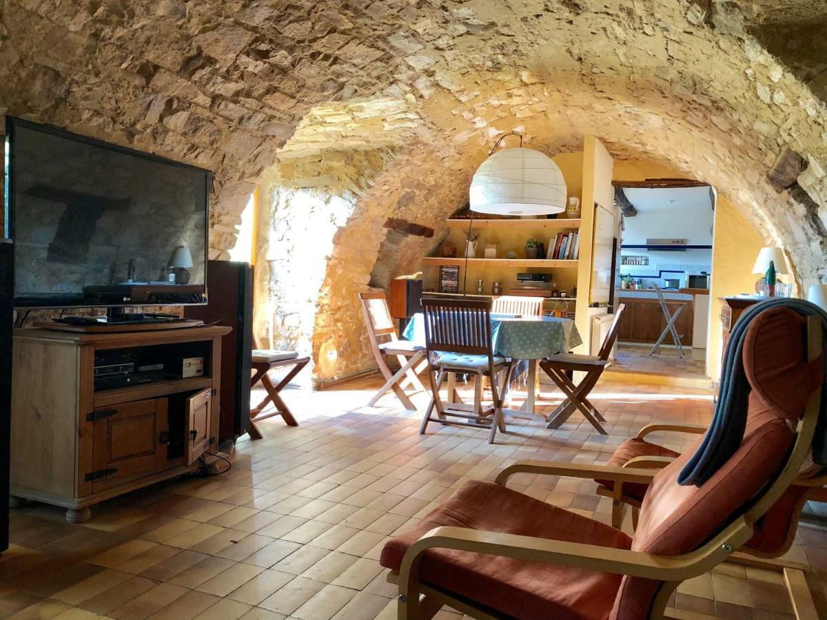 Вилла La Colle En Provence Main House Sigonce Экстерьер фото